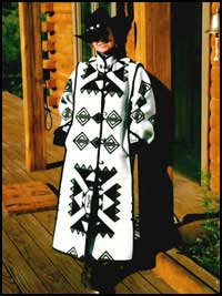 'Solarado Southwester' coat in Oregon Trail black/white reversible Pendleton wool